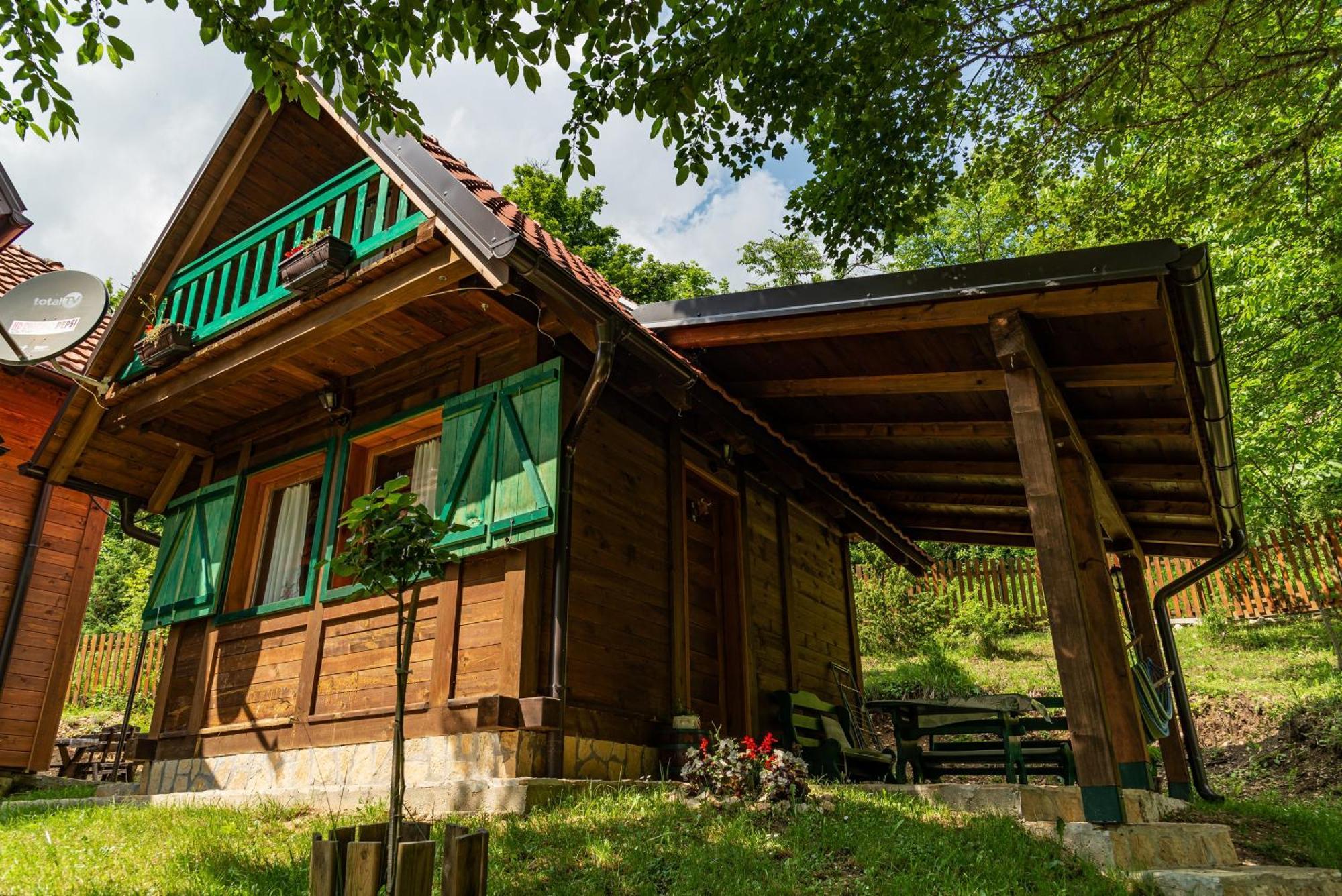 Drvene Kuce Suska - Wooden Suska Zaovine